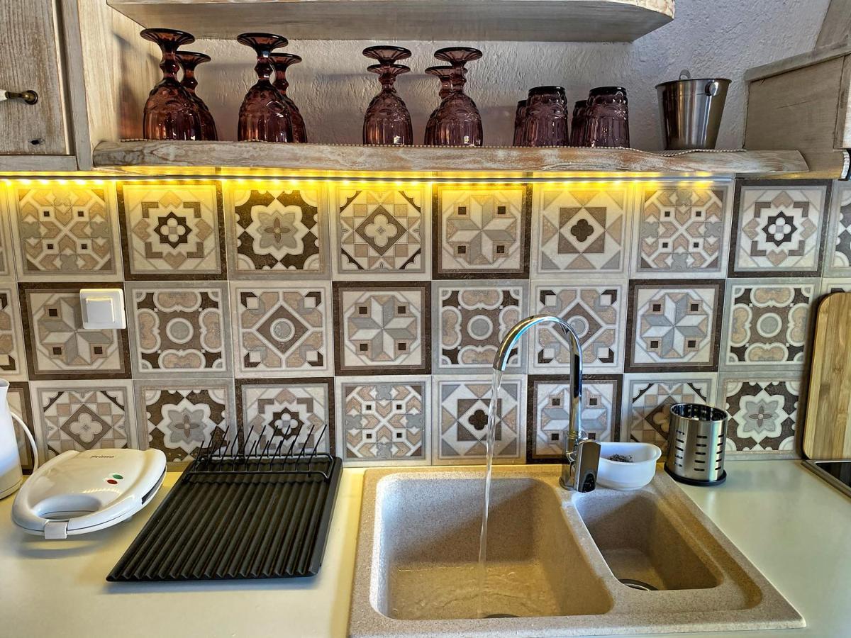 Pachaina Milos Gem Suites Inn المظهر الخارجي الصورة