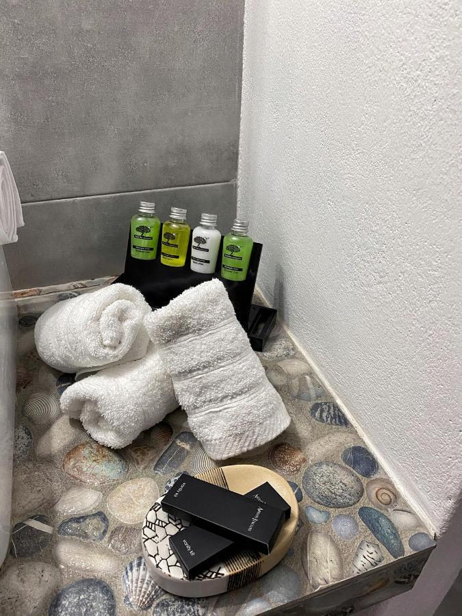 Pachaina Milos Gem Suites Inn المظهر الخارجي الصورة