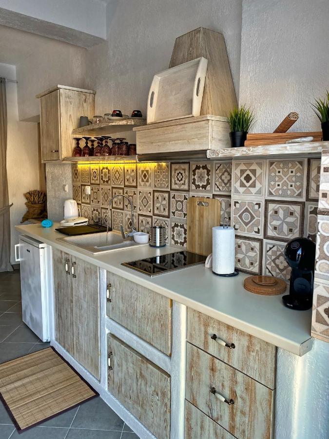 Pachaina Milos Gem Suites Inn المظهر الخارجي الصورة