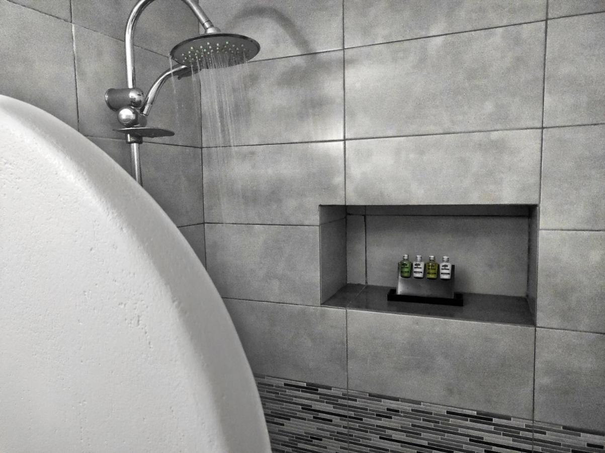 Pachaina Milos Gem Suites Inn المظهر الخارجي الصورة
